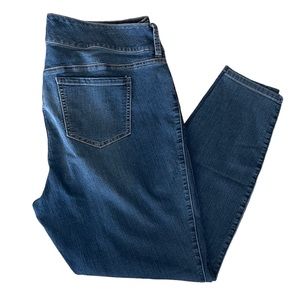 Torrid Super Skinny Stretch High Rise Jeans Three Button Medium Wash Size 20T